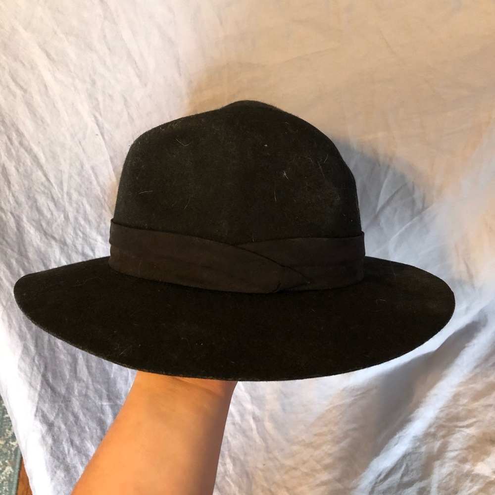 Black Felt Fashion Hat